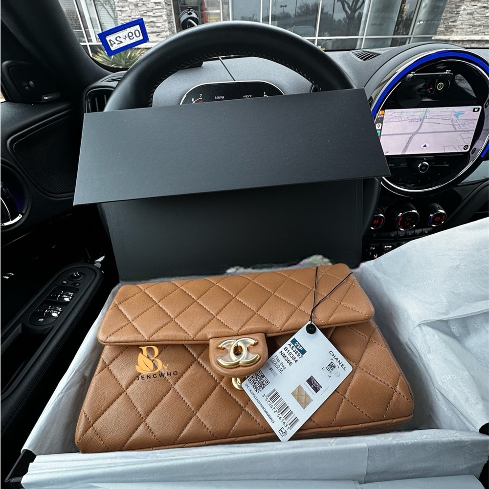 Chanel Medium Single Flap Bag in Caramel 23P Spring Collection 2023